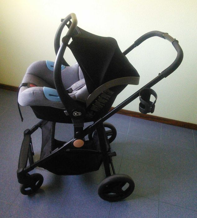 Carro de Bébé Kinderkraft com ovo como novo