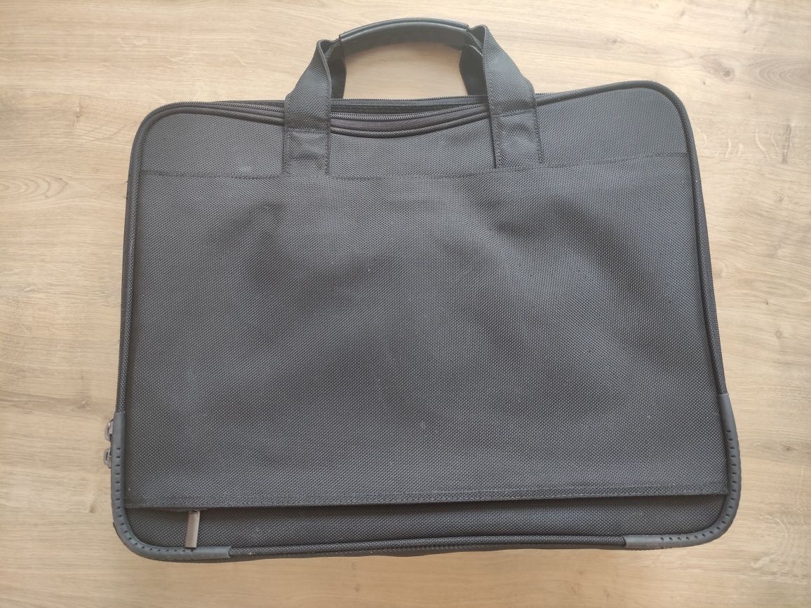 Dicota Top Taveller Compact, torba na laptopa