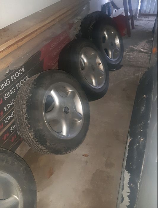 Продам шини з дисками