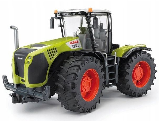 Traktor Claas Xerion 5000 BRUDER