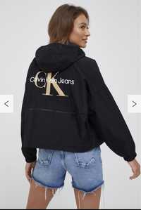 Куртка, ветровка Calvin Klein, S, M