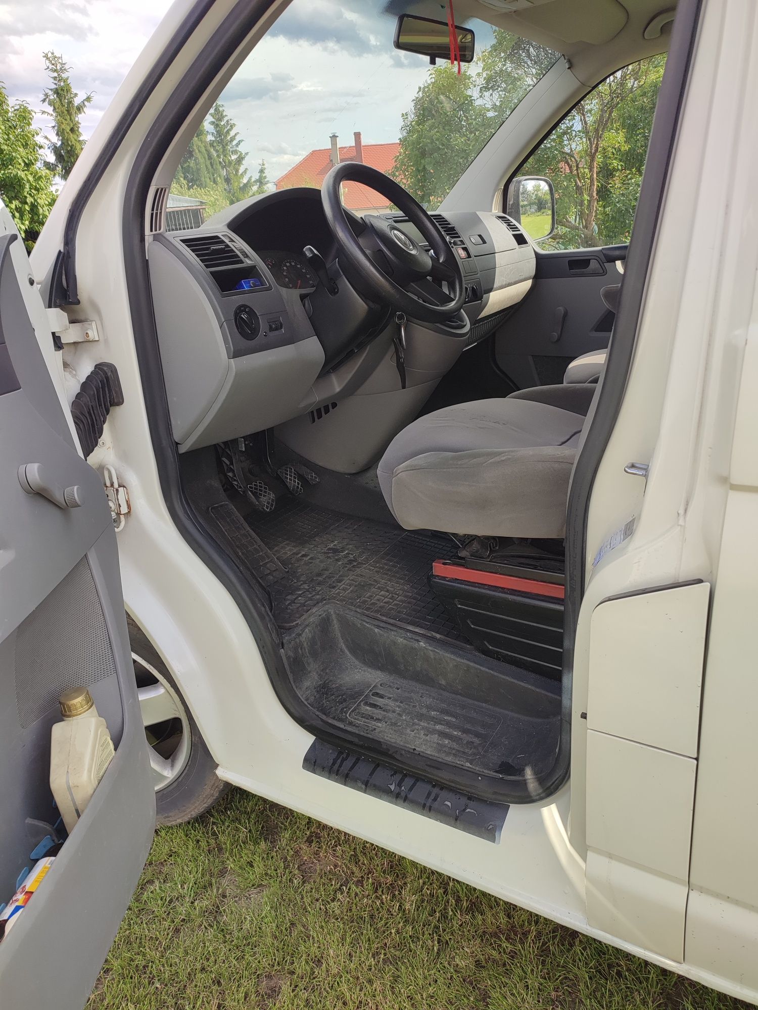 VW T5 Transporter Caravella