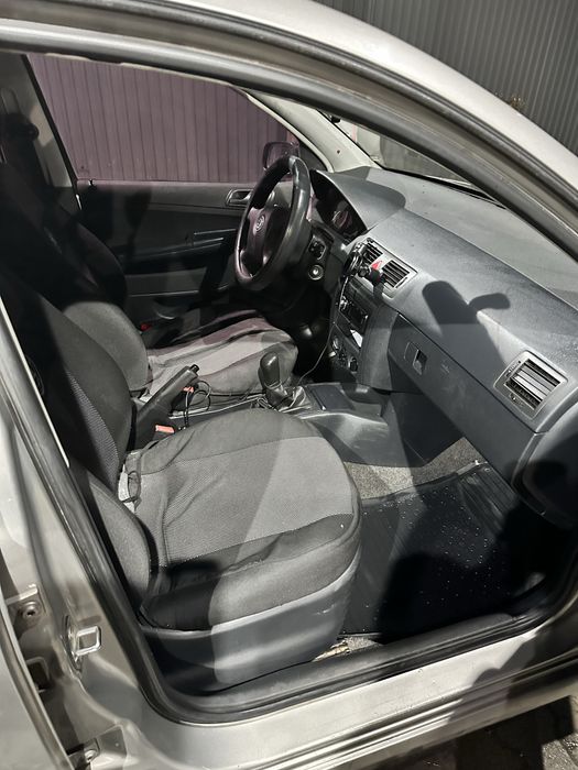 Продам Skoda Fabia mk1 1.2 12V HTP