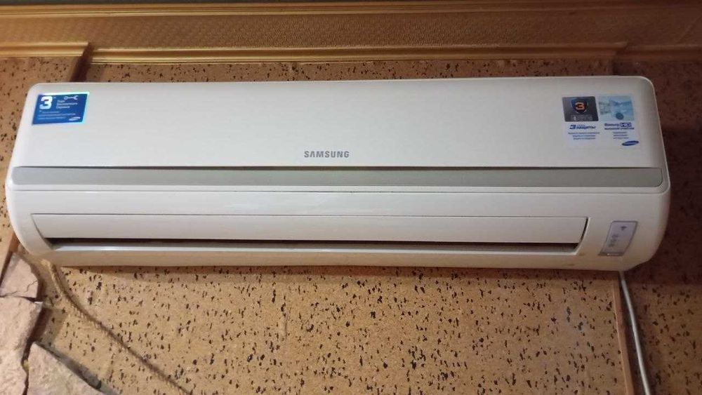 Продам кондиционер SAMSUNG модель AQ18UGFN