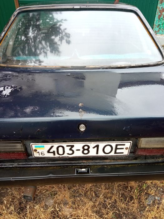 Audi 80 1982 года