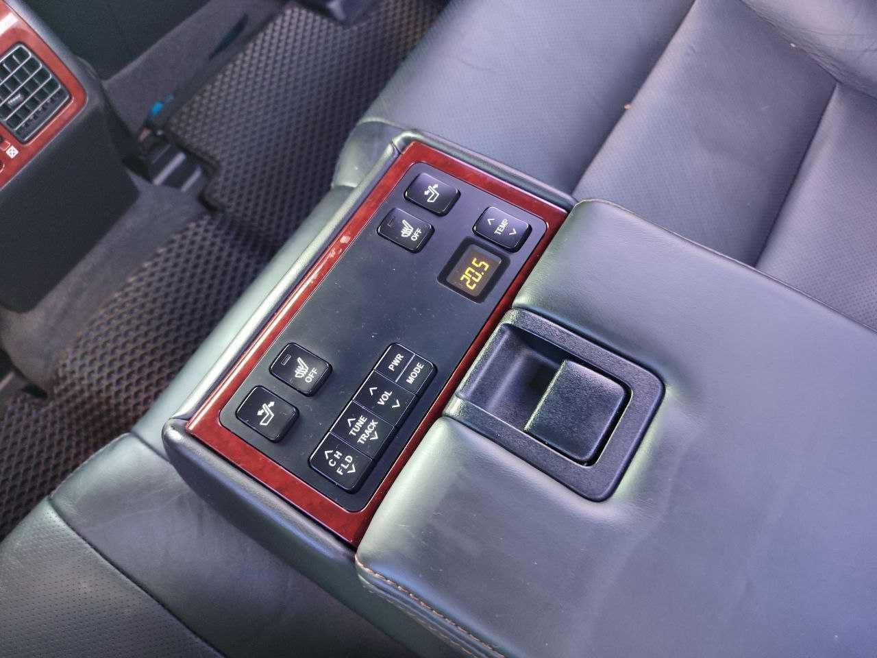 Toyota Camry VII (XV50), 2012 р., Автомат 2.5 л.