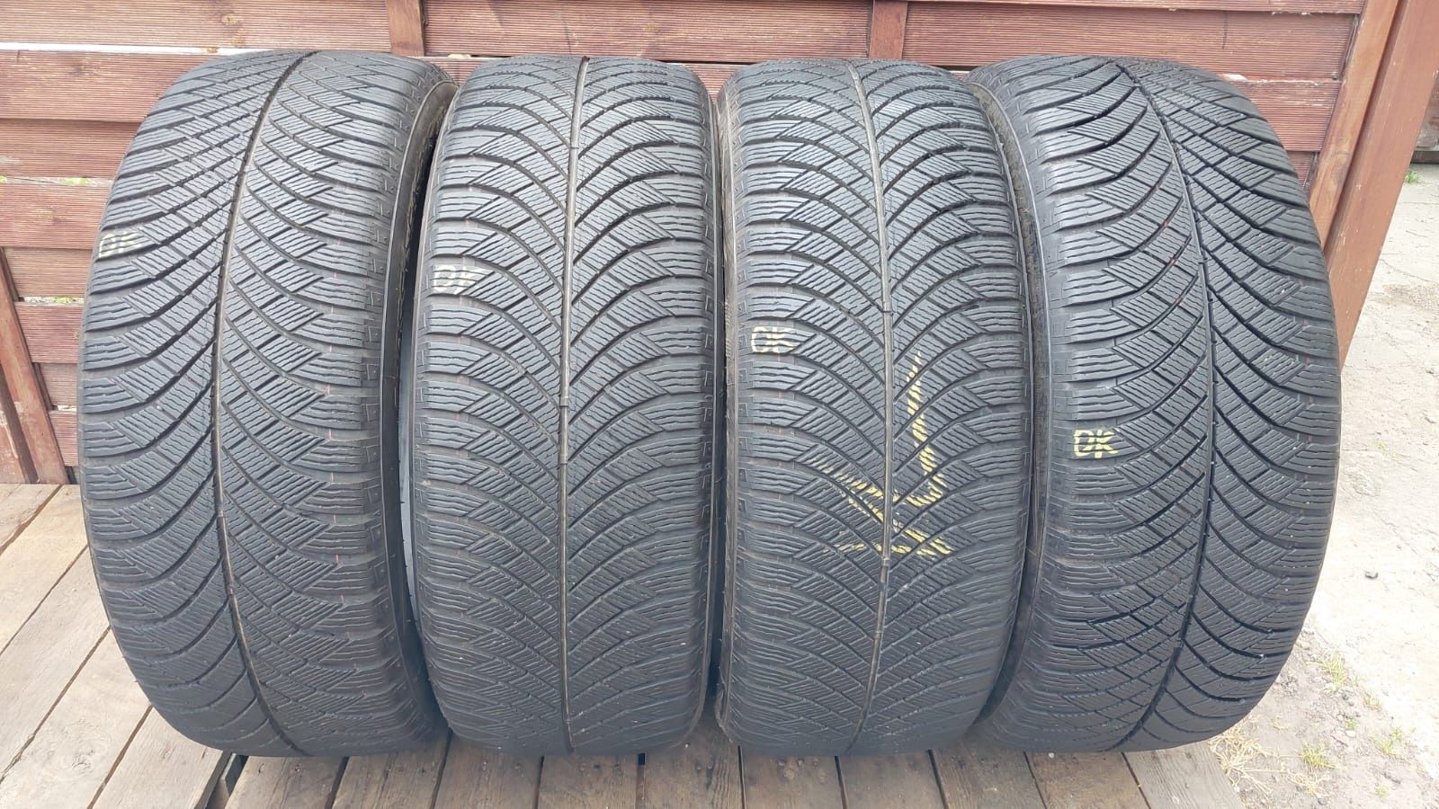 Nakang Cross Season AW-6 SUV 235/50r19 103W50 ZR19 103W
Dot.2020
Bieżn