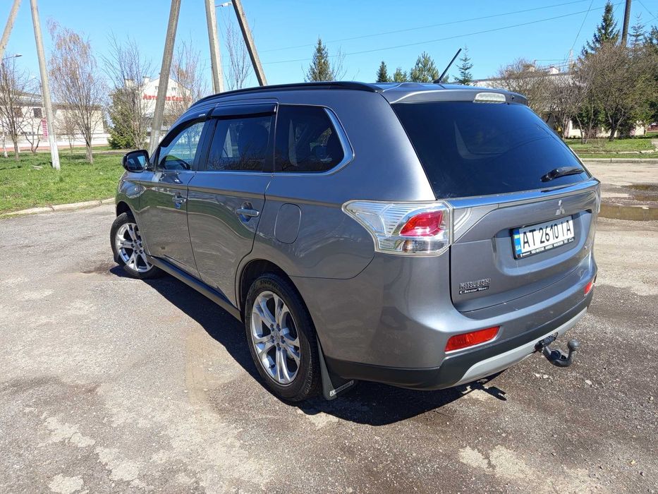 Mitsubishi Outlander 2,2 дизель