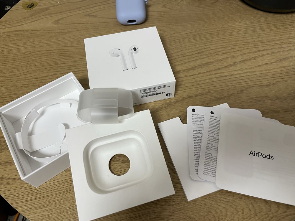 Бездротові навушники Apple AirPods 2 б/у з коробкою