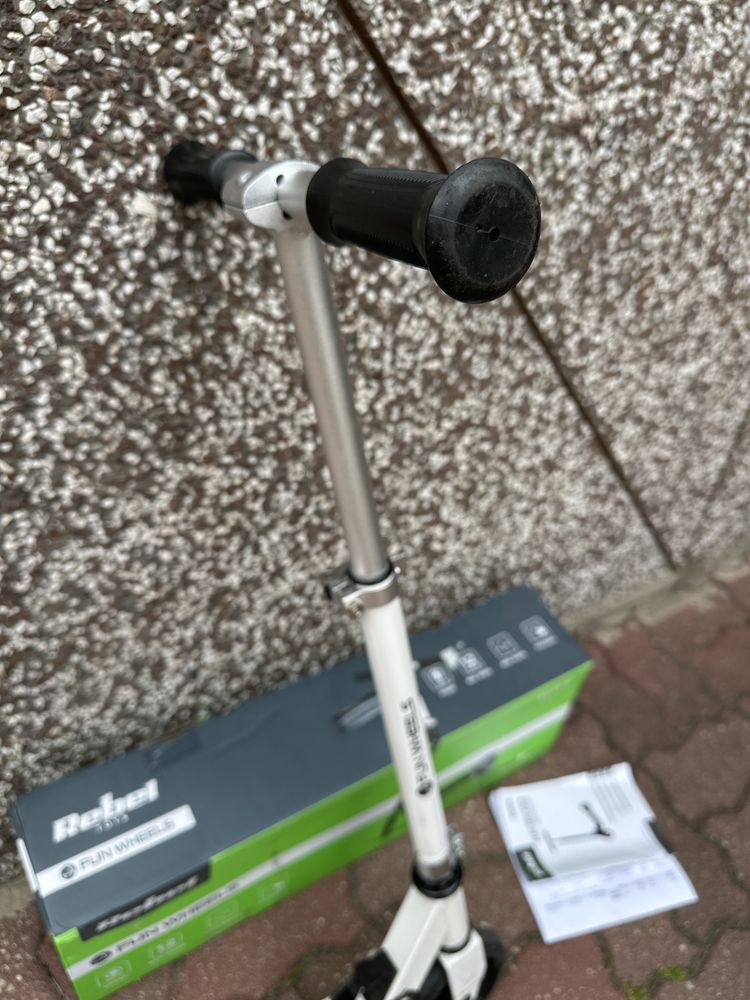 Hulajnoga elektryczna Rebel 12km 100W