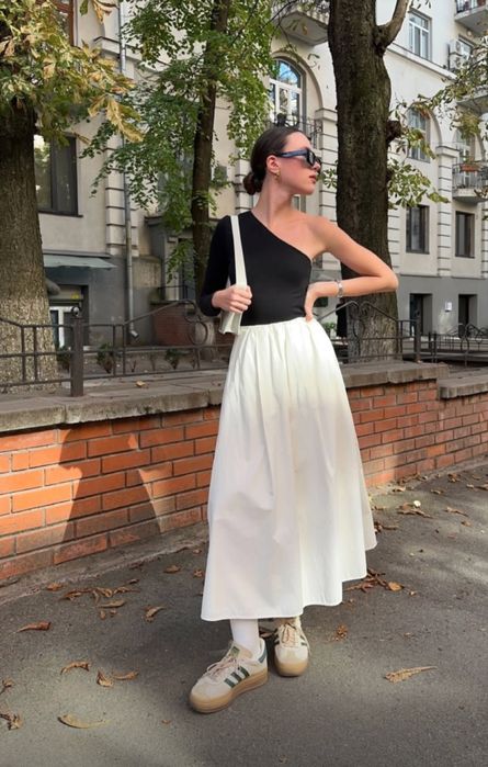 Продаж діючого бізнесу бренд одягу з активними продажами