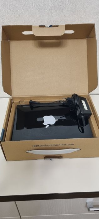 Продам нетбук eMachines 355-131G25ikk