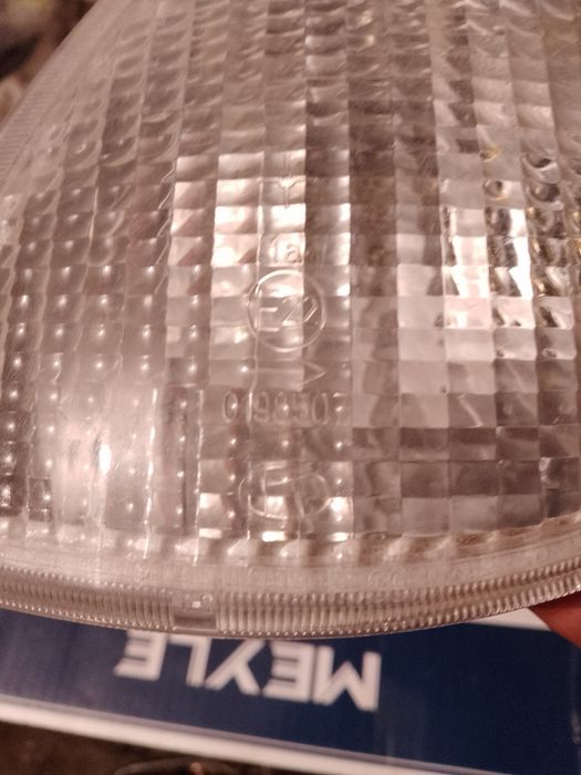 Лівий передній поворот ваз 2115