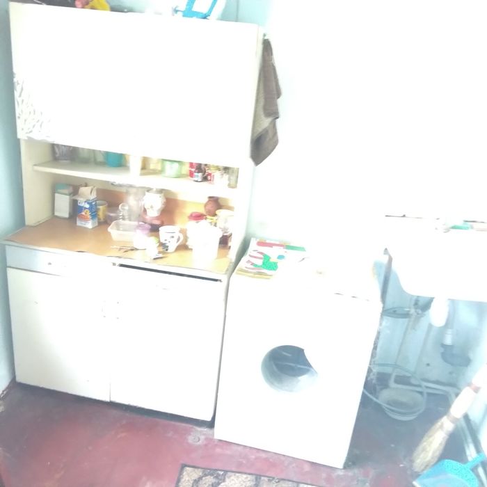 Сдам полдома на площади Восстания