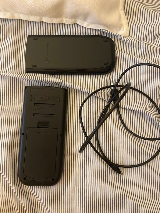 Calculadora Texas TI-84 plus