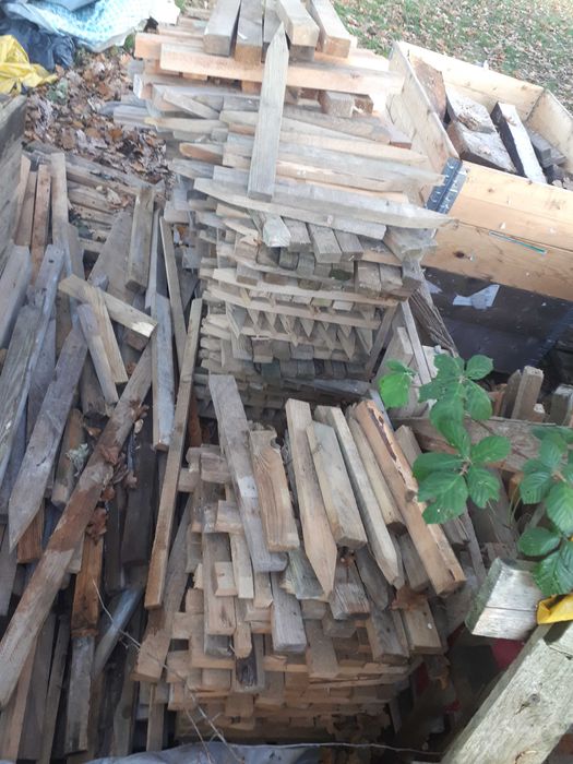 Paliki szalunkowe, kołki drewniane geodezyjne - Bielany Wrocławskie