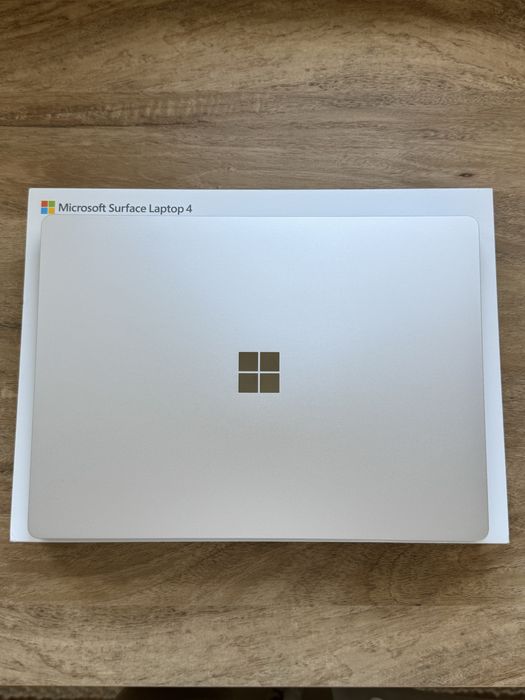 Microsoft Surface Laptop 4