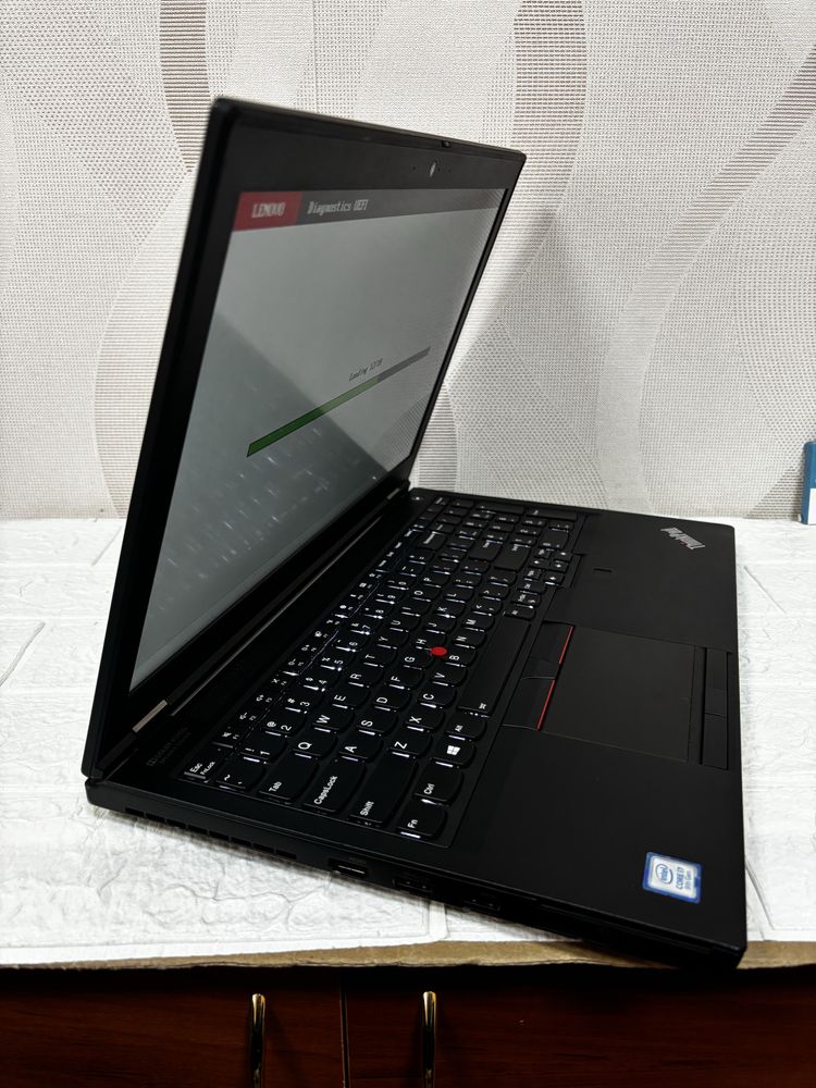 Потужний ноутбук Lenovo Thinkpad P53 FHD IPS i7-9750H/16/512/T1000 4GB