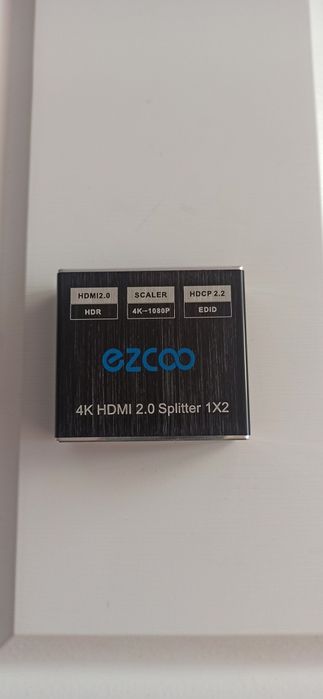 Ezcoo 1 × 2 розгалужувач HDMI 2.0, скалер