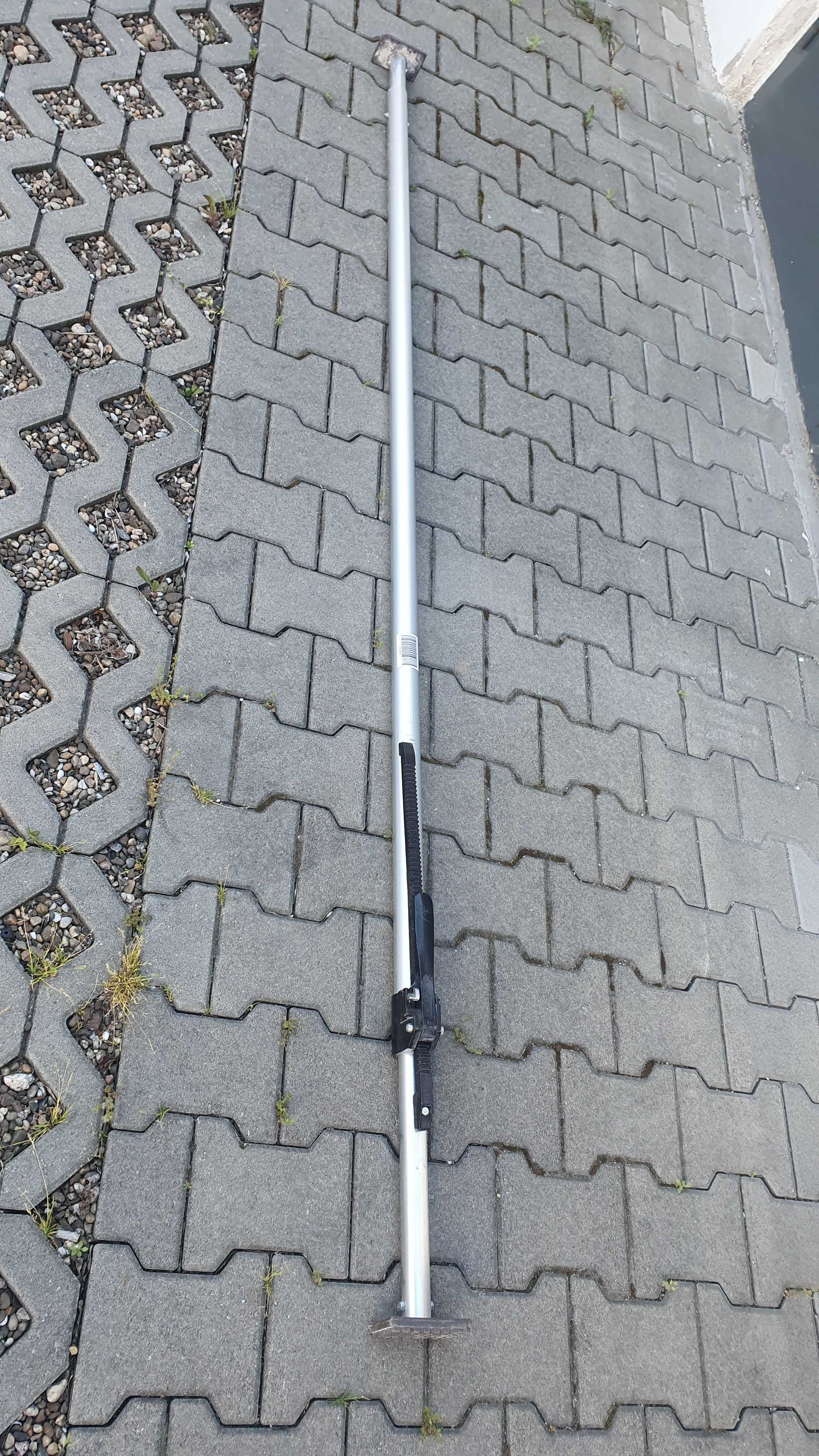 Trzecia ręka , podpora .