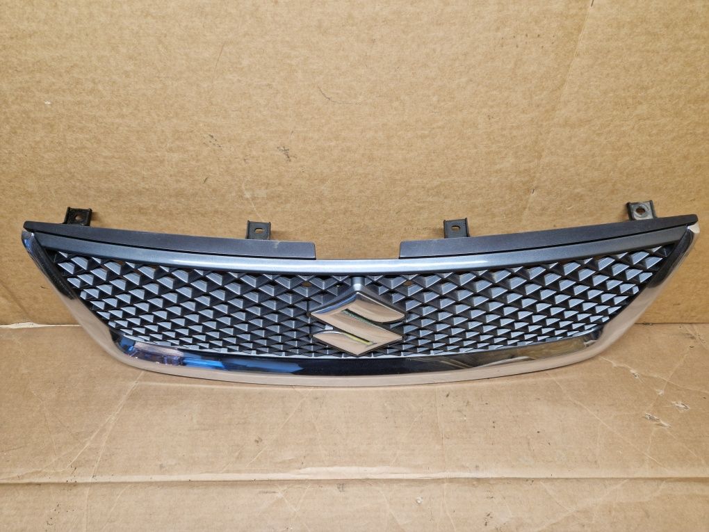 Grill atrapa zderzaka emblemat Suzuki Grand Vitara II kolor ZDL