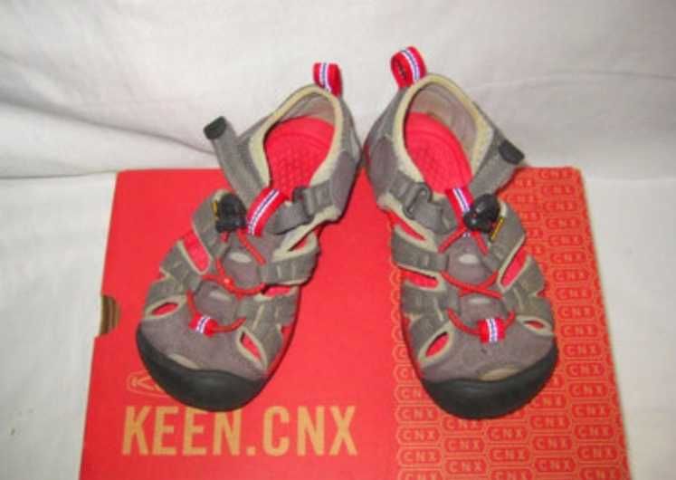 Босоножки сандалии Keen waterproof США 28-29 размер,стелька 18,5 см