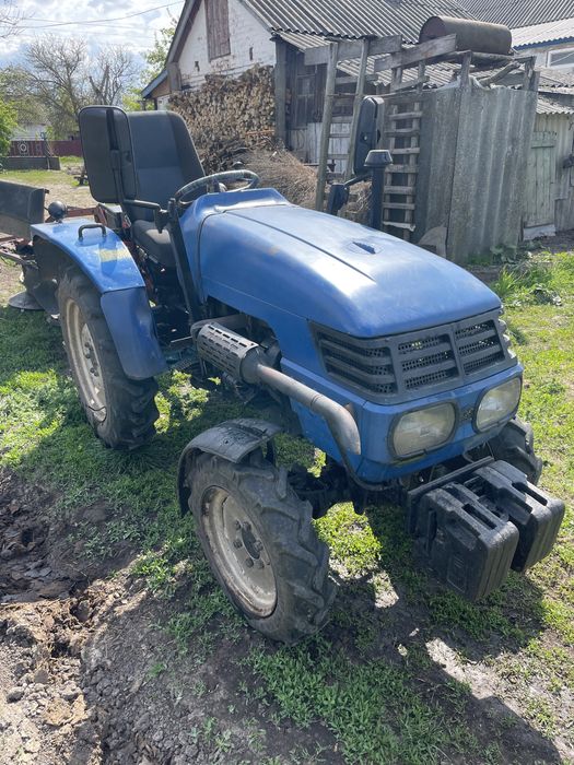 Трактор Dongfeng 254