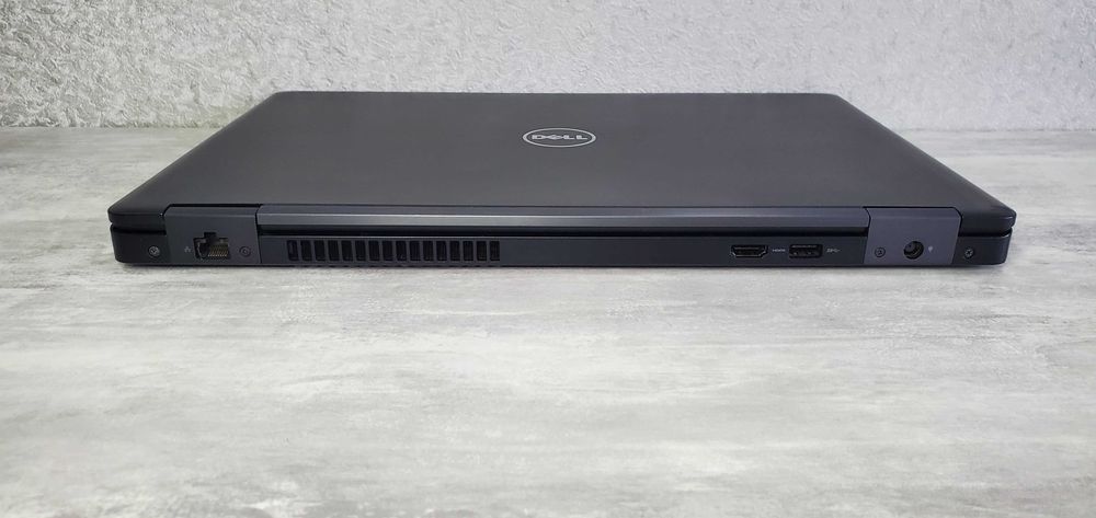 Ноутбук надійний Dell i5-7440HQ
