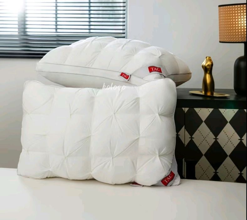 Подушка ТАС. розмір 50-70. З чохлом для зберігання. Супер комфорт.