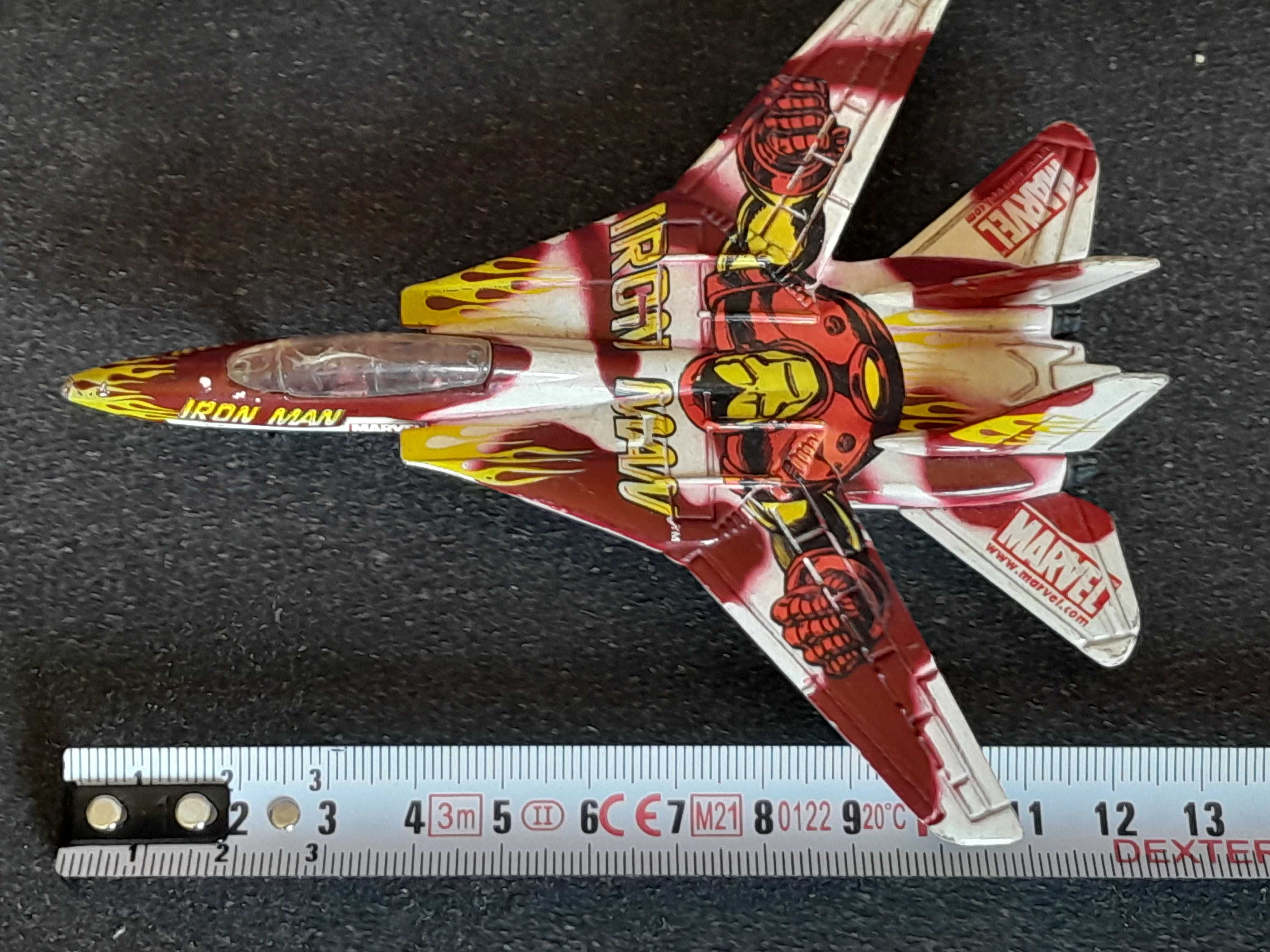 Stary model Maisto samolot F-14 Iron Man Marvel 2002 metalowy