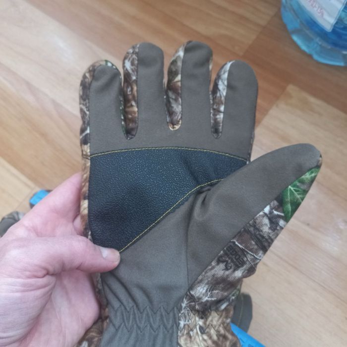 Продам перчатки зимние,флисовые. Hot shot