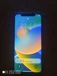 Продам IPhone 10 (x) на 64 . Стоит код пароль.