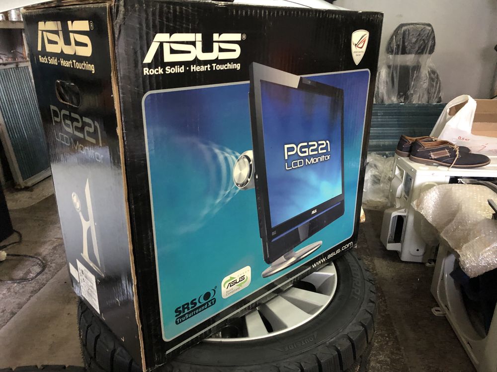 Монитор Asus PG221 LCD monitor