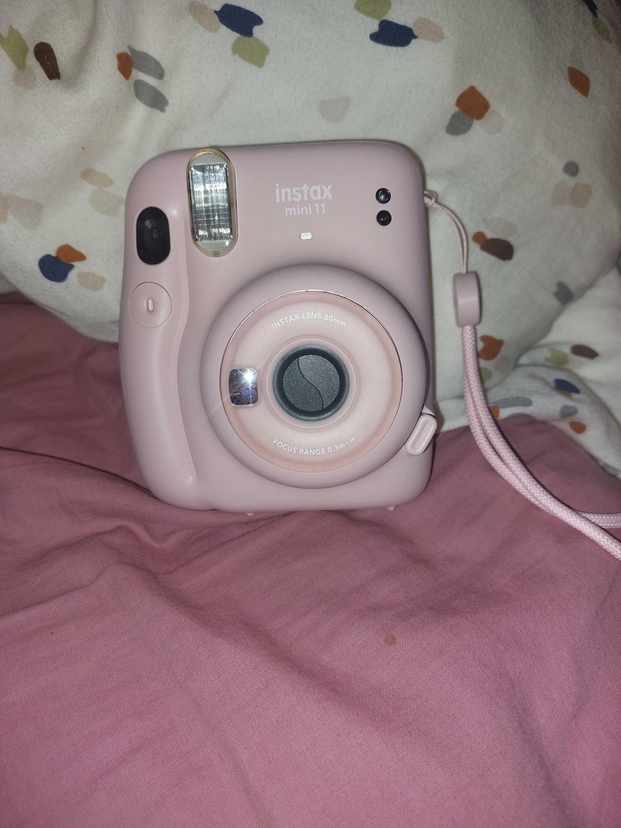 Instax mini 11 pudrowy róż