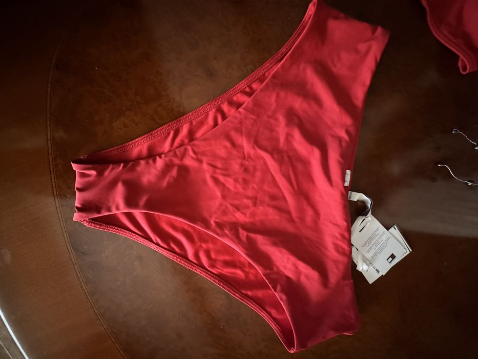 Купальник ,набір Tommy Hilfiger