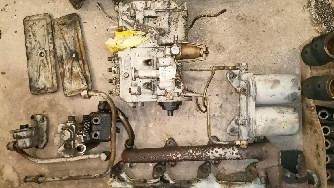 Silnik c360 w czesciach