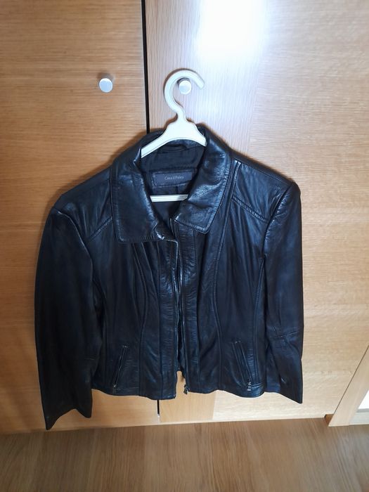 Vendo blusão de pele cor preto