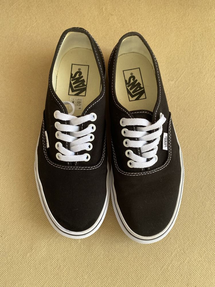 Оригинальные кеды Vans Authentic