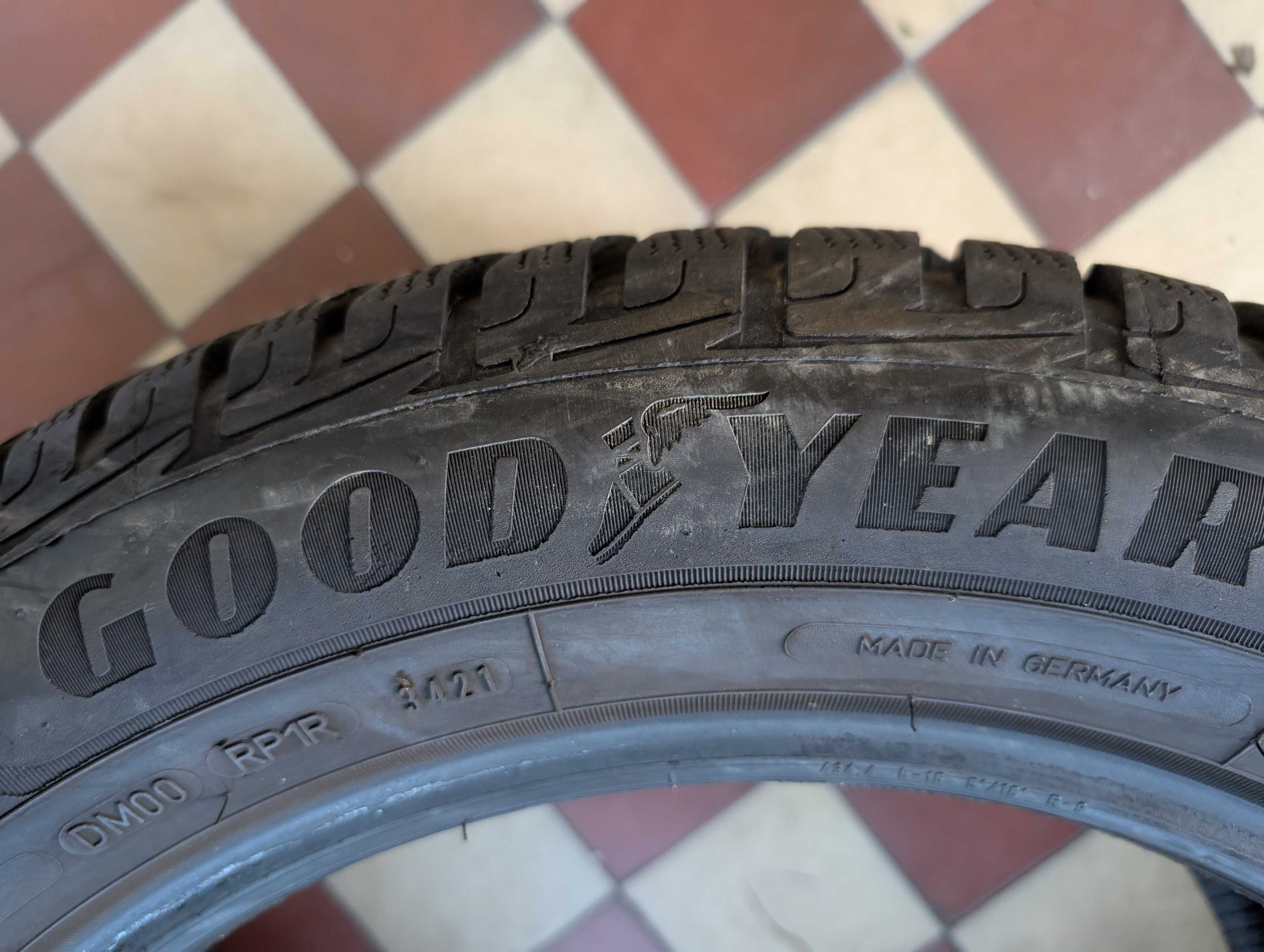 Goodyear UltraGrip Performance+ 225/55R17 101V #33&