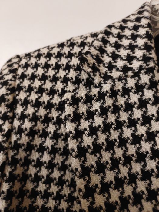 Krótki żakiet w popitkę taliowany - marynarka