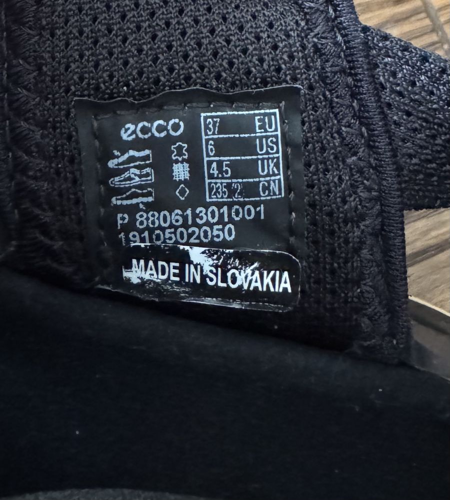 Ecco жіночі босоніжки шкіра р.37(23,5 см)