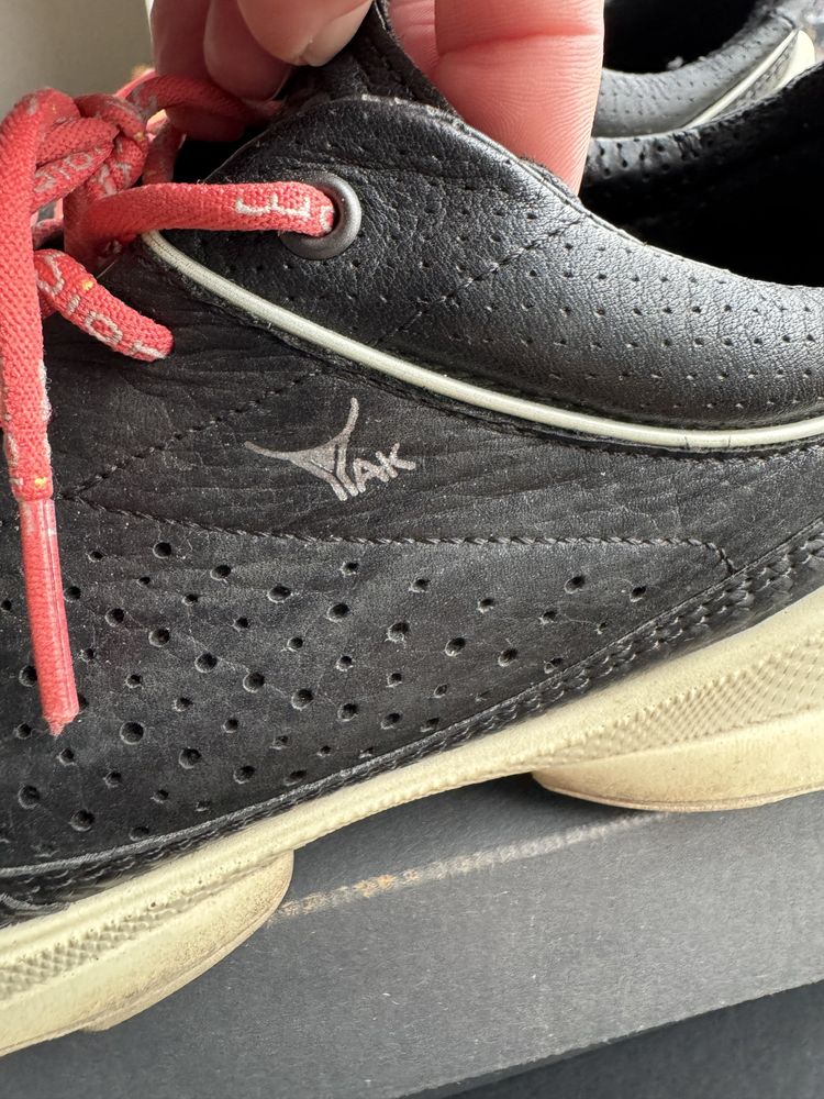 Buty sportowe Ecco biom 39