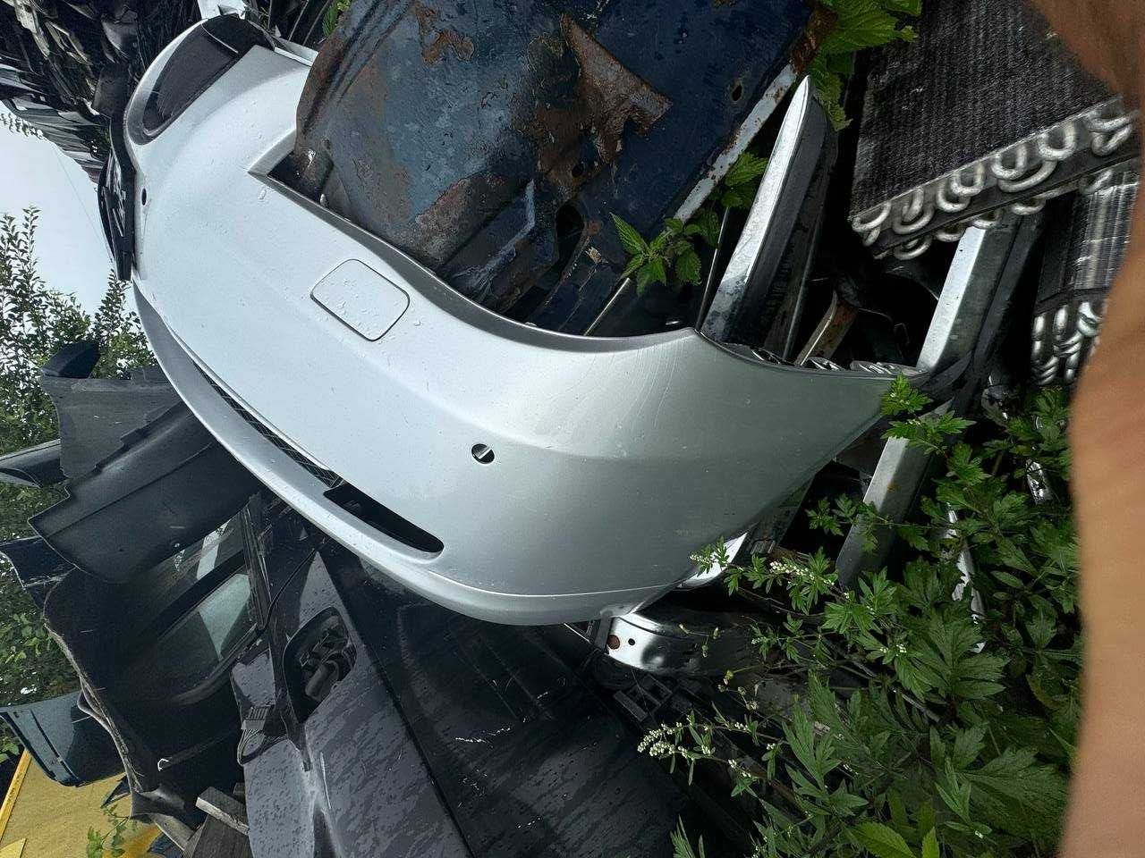 Передній Бампер в зборі до BMW E60 2007-2009