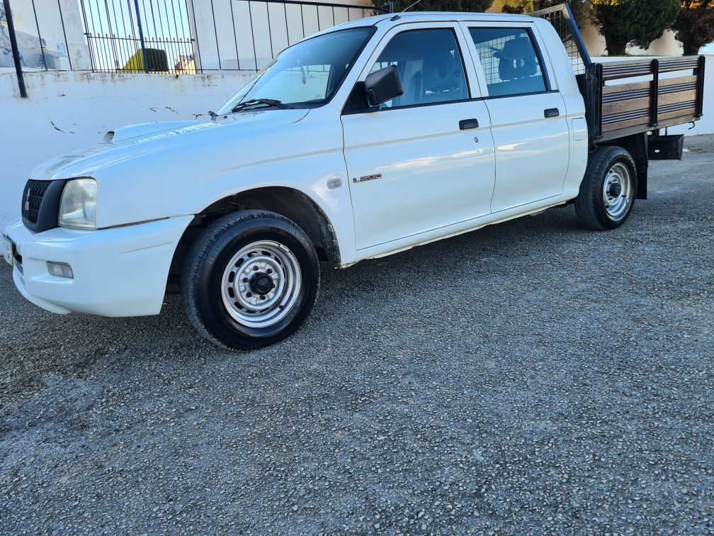 Mitsubishi  L200 turbo