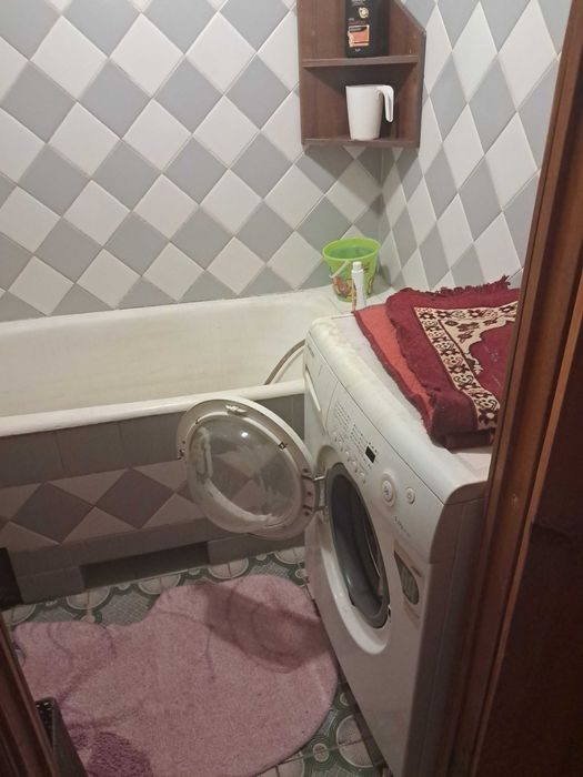 Продам 3 кім на 8 березня