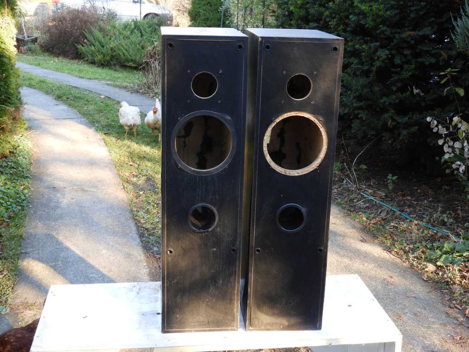 Obudowy kolumn skrzynki Jensen / Magnat , 2 - drożne