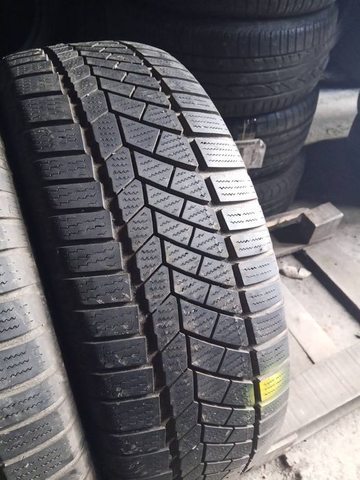 205.60.16 Continental 2шт зима шини гума склад Харків Шиномантаж з Євр