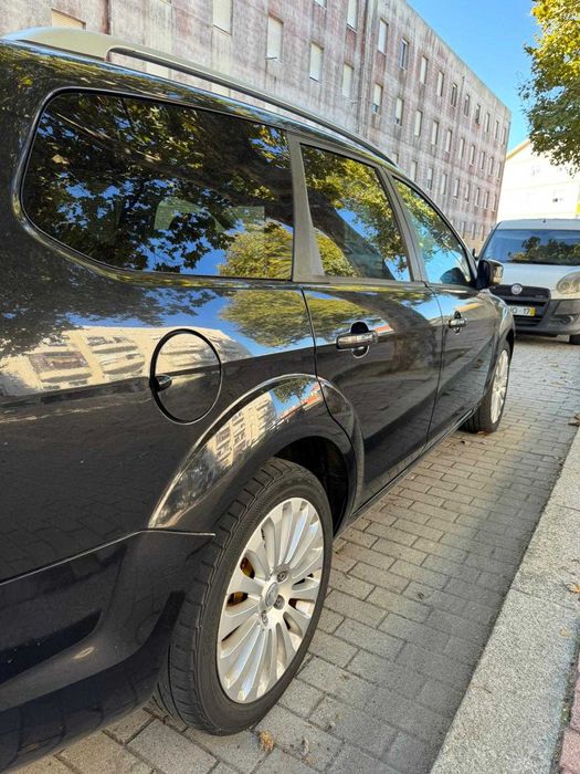 Ford focus titanim 1.6...110 cv