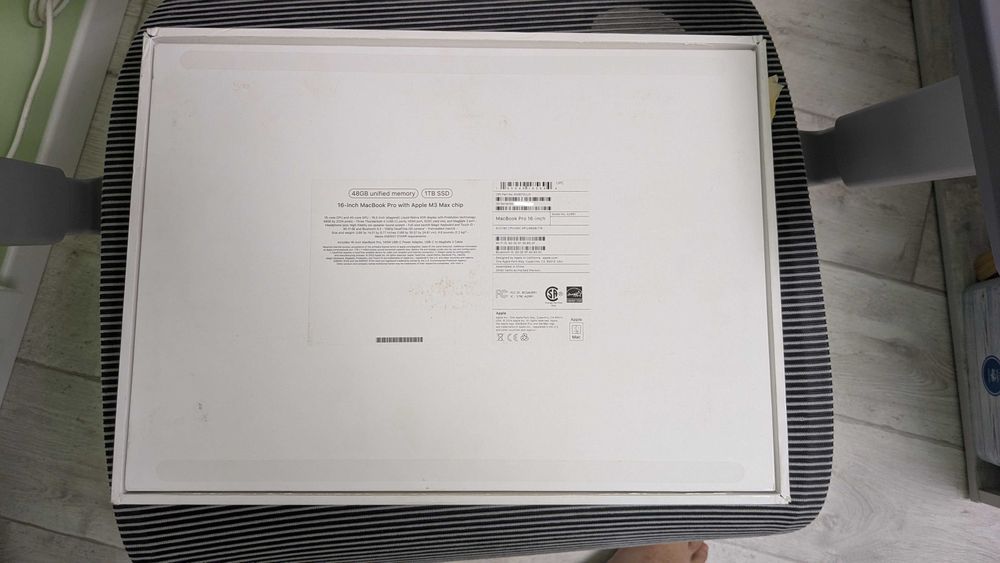 Apple MacBook Pro M3 MAX 16 48Gb RAM 1Tb Silver 16 CPU 40 GPU (MUW73)