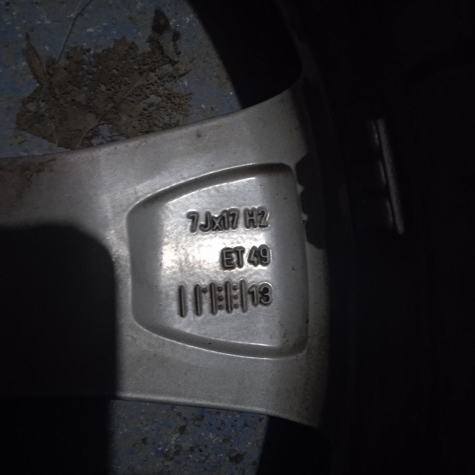 комплект коліс 215/55/17 шини Hankook ventus prime 3 диски шкода